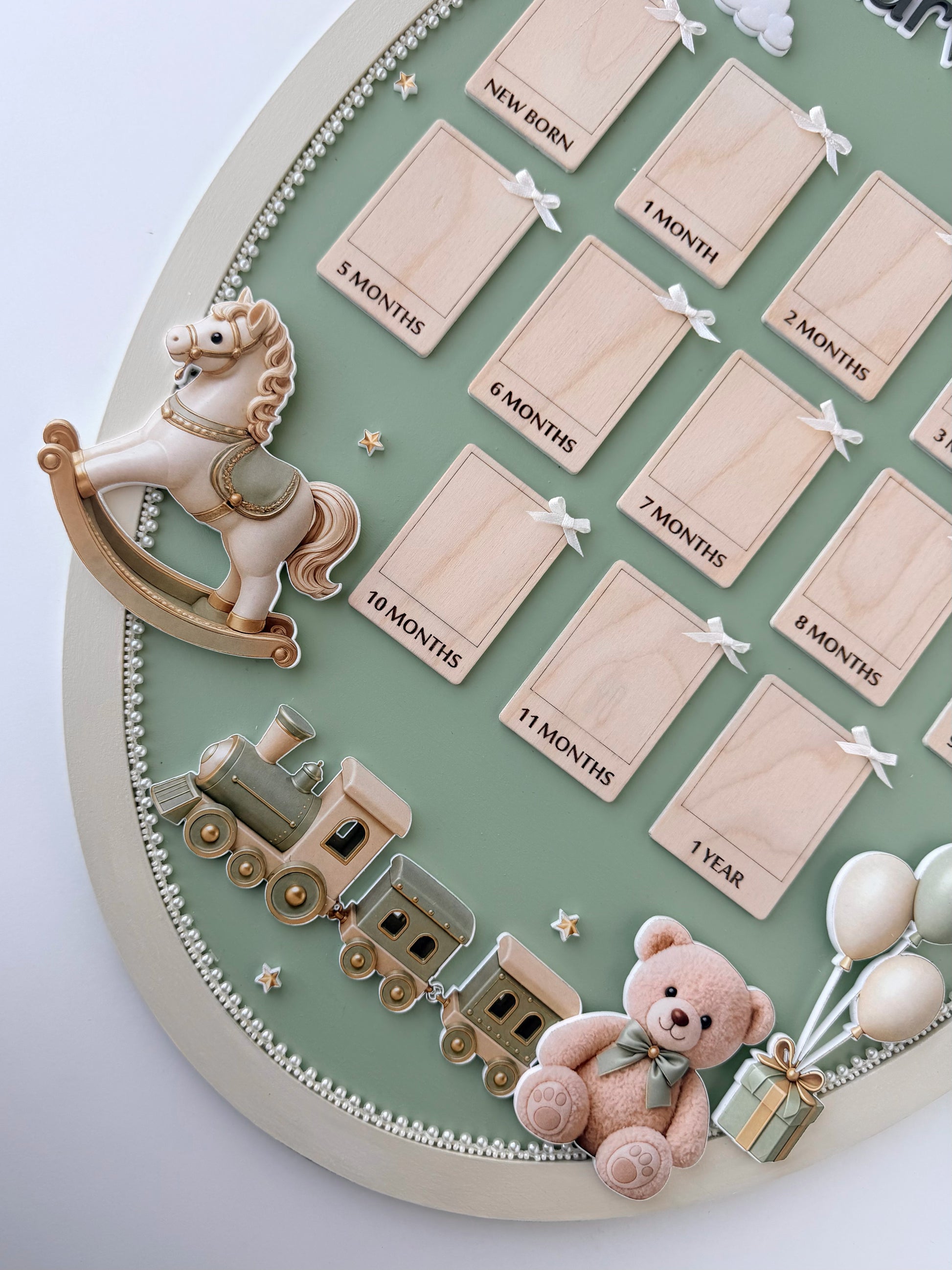 Oval Shape First Year Baby Milestone Frame, 12 Month Photos Frame, Nursery Decor
